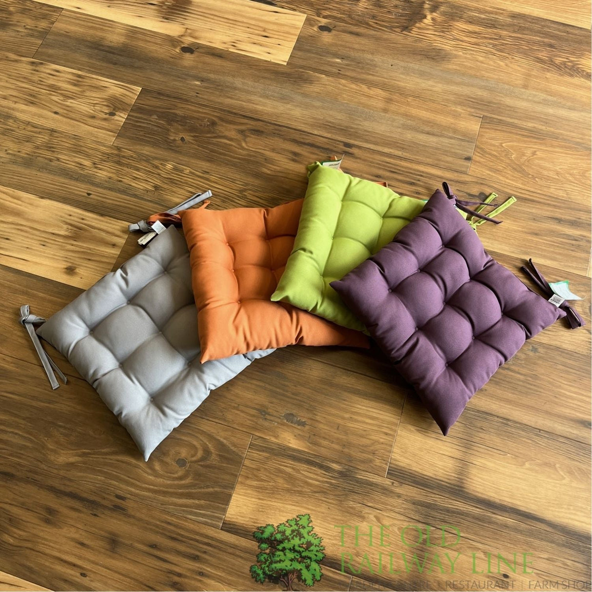 Extreme Lounging 9 - Hole Seat Pad Chair Cushion - Margarita Green - Old Railway Line Garden Centre