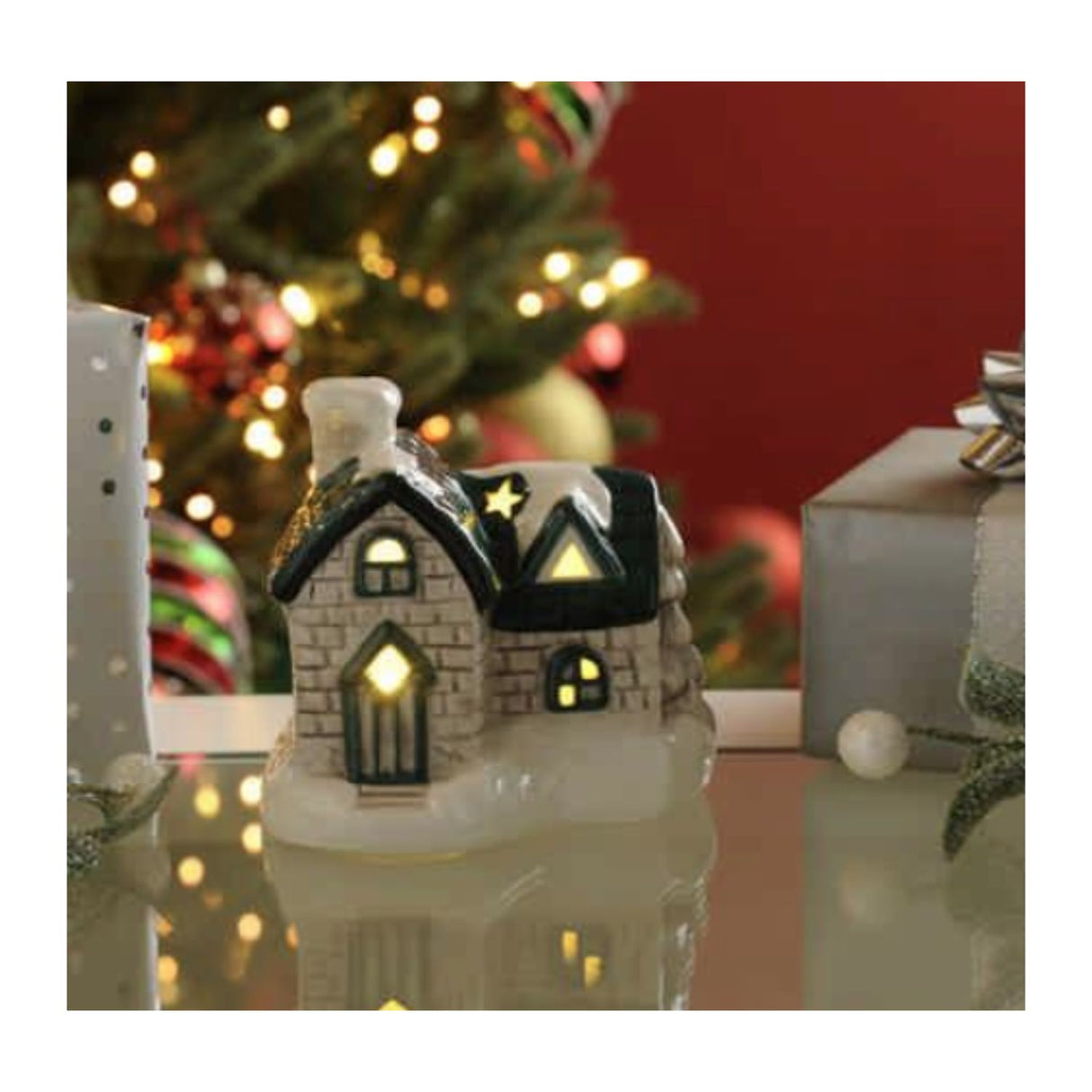 Festive 13cm Battery Operated Light-up Ceramic Green/White Cottage