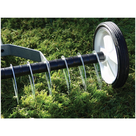 Greenkey Lawn Scarifier - Old Railway Line Garden Centre