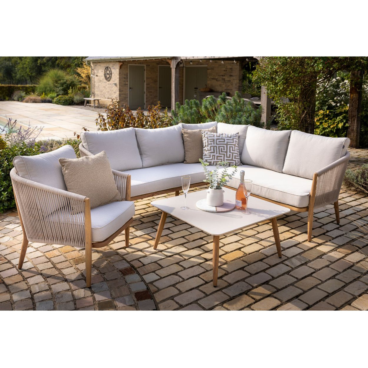 Hartman Portico 6 Seater Square Corner Casual Furniture Set