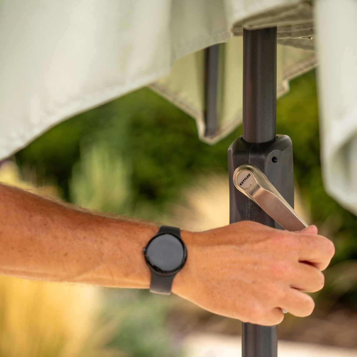 Kettler 2.5m Wind-Up Auto Tilt Parasol with Night Cover - Slate