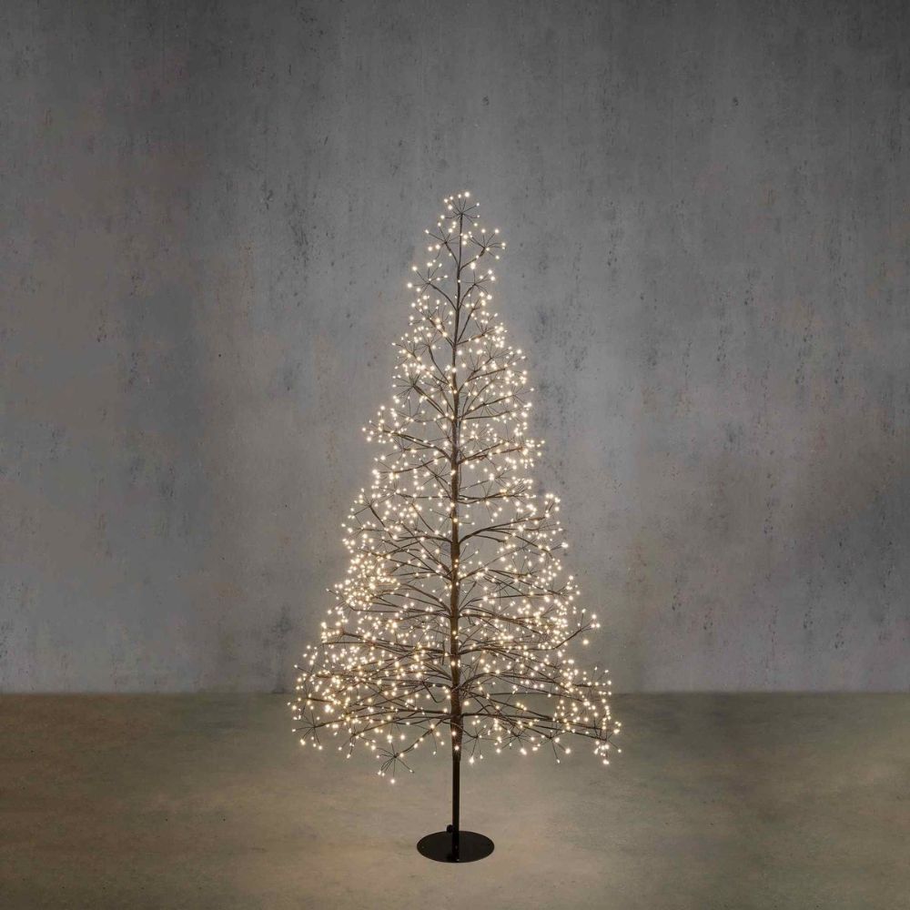 Luca Lighting 1.5m (5ft) Warm White LED Pre-Lit Tree