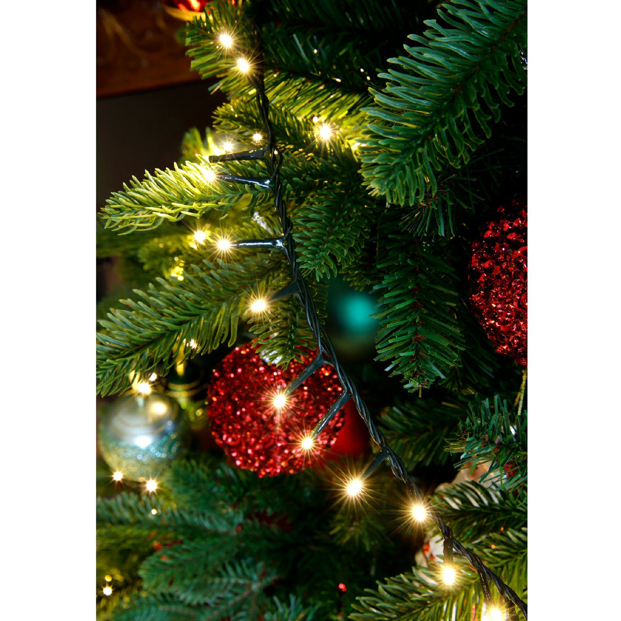Lumineo 1000 Warm White LED Compact Christmas Lights (22.5m)
