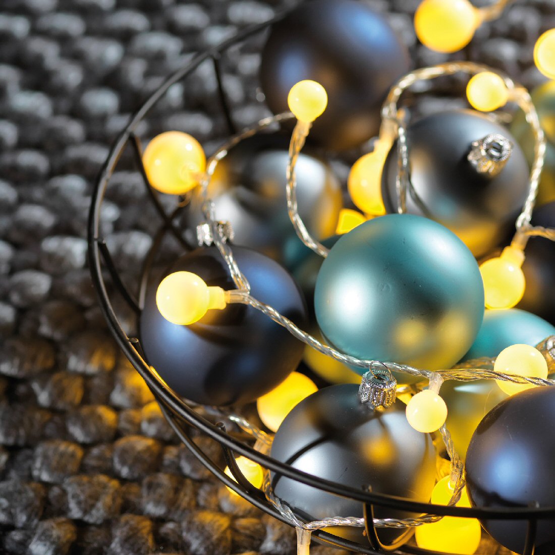 Lumineo 120 LED Warm White Cherry Bulb String Lights (9m)
