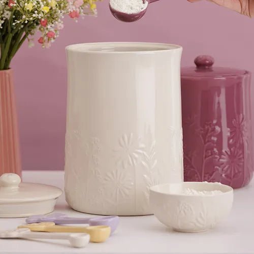 Mason Cash 2.5L In The Meadow Storage Jar - Old Railway Line Garden Centre