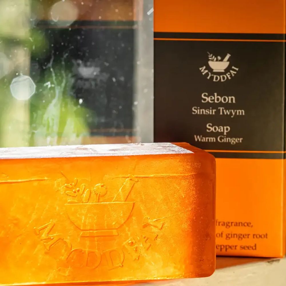Myddfai 220g Soap Sinsir Twym (Warm Ginger)