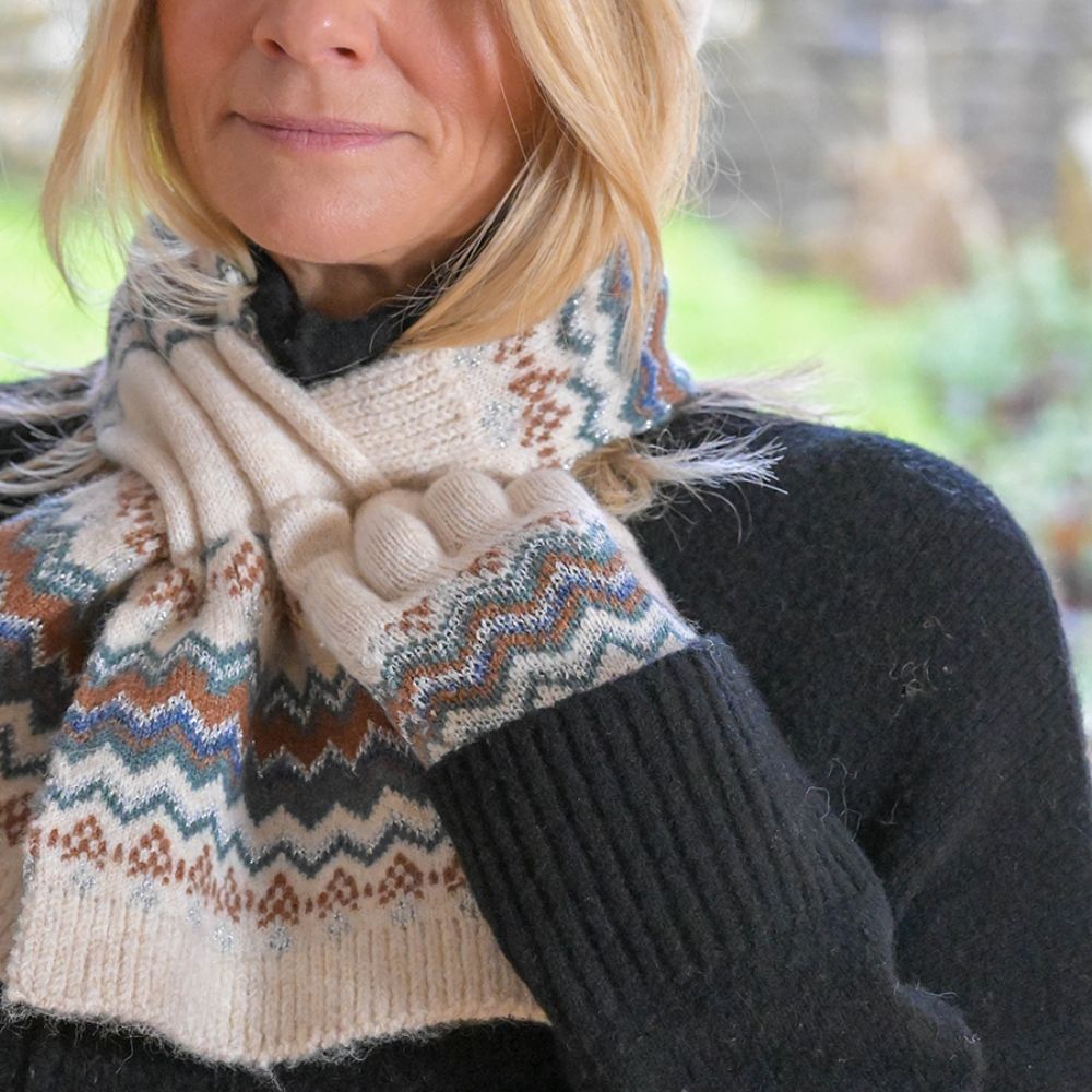 POM Sofia Cream Mix Fair Isle Knit Gloves