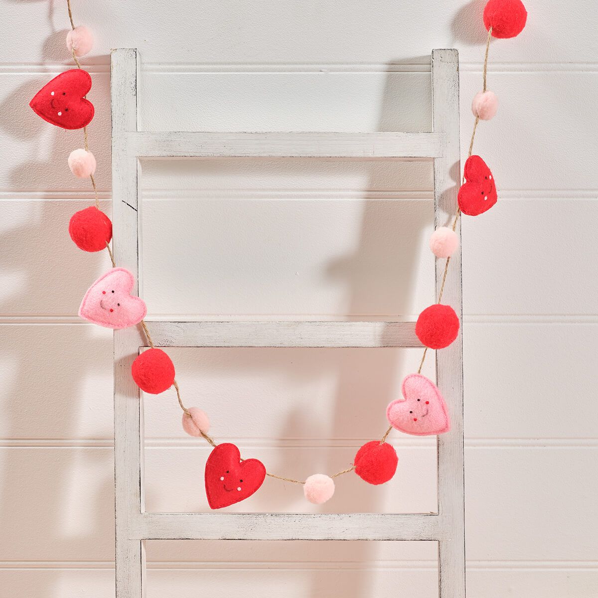 Richard Lang 100cm Pink & Red Love Heart Garland