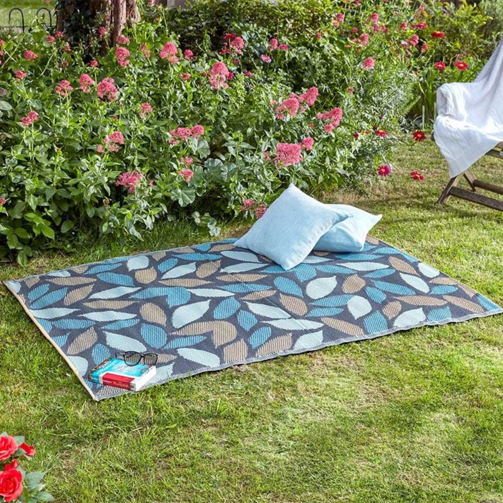 Smart Garden 210cm Floral Leaves Garden Alfresco Mat