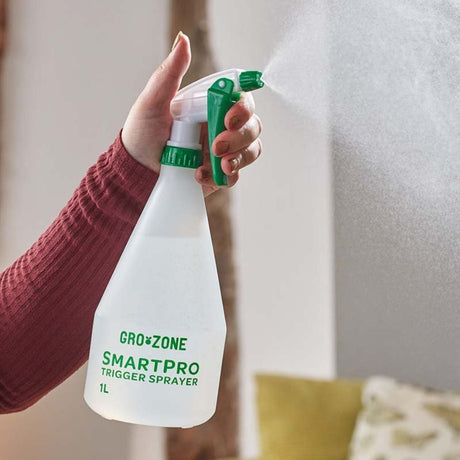 Smart Garden GroZone 1L SmartPro Trigger Sprayer - Old Railway Line Garden Centre