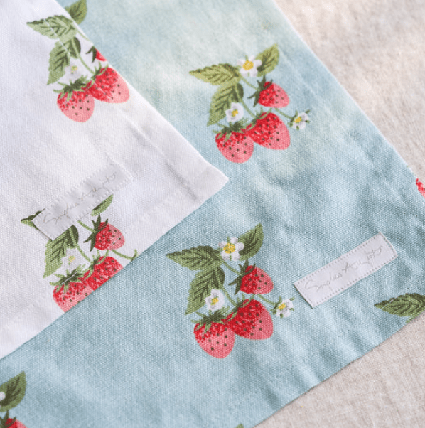 Sophie Alport Strawberries Blue & White Tea Towel (Set of 2) - Old Railway Line Garden Centre