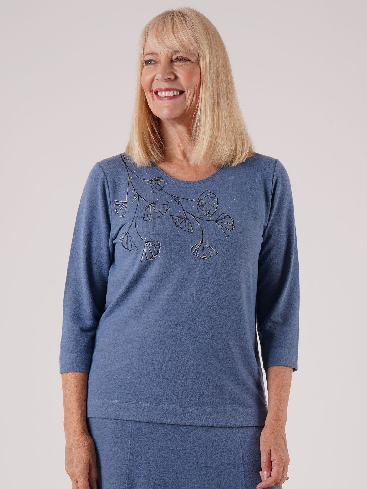 TIGI 8/10 Blue Fine Line Flower on Shoulder Top - T25-09B