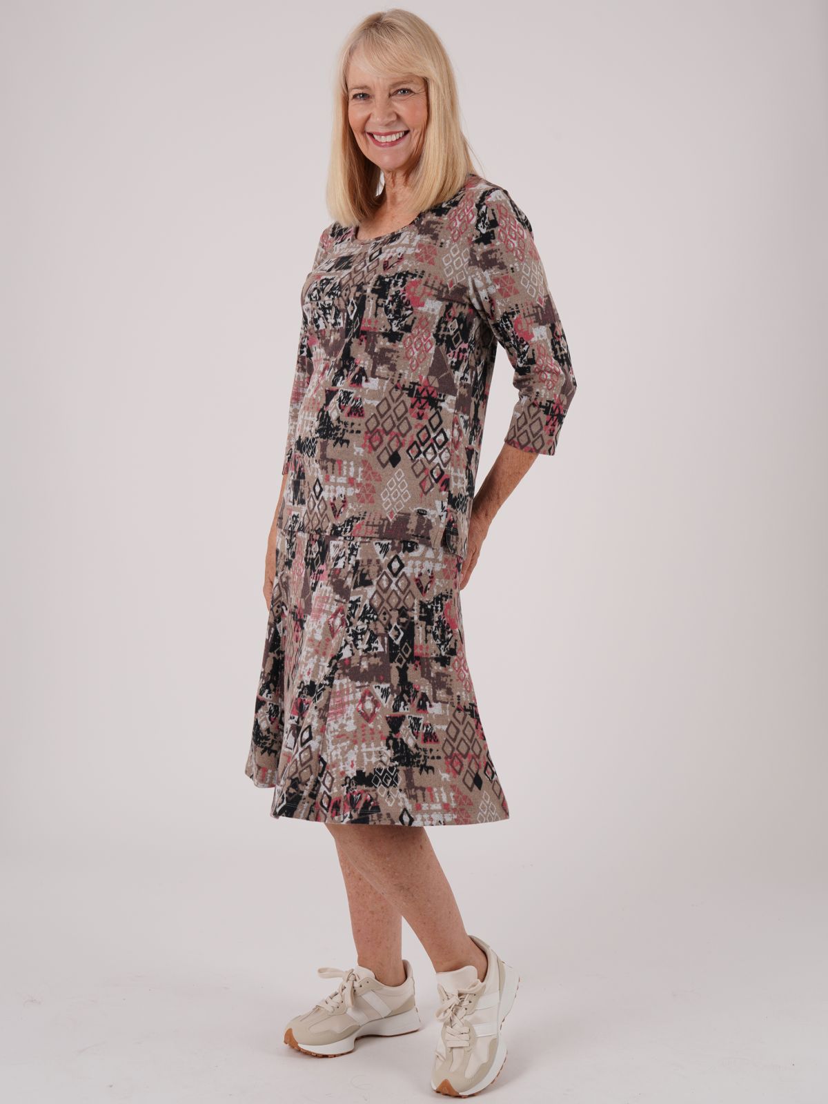 TIGI 14/16 Chocolate Chip Tiled Print Skirt - T25-10ES