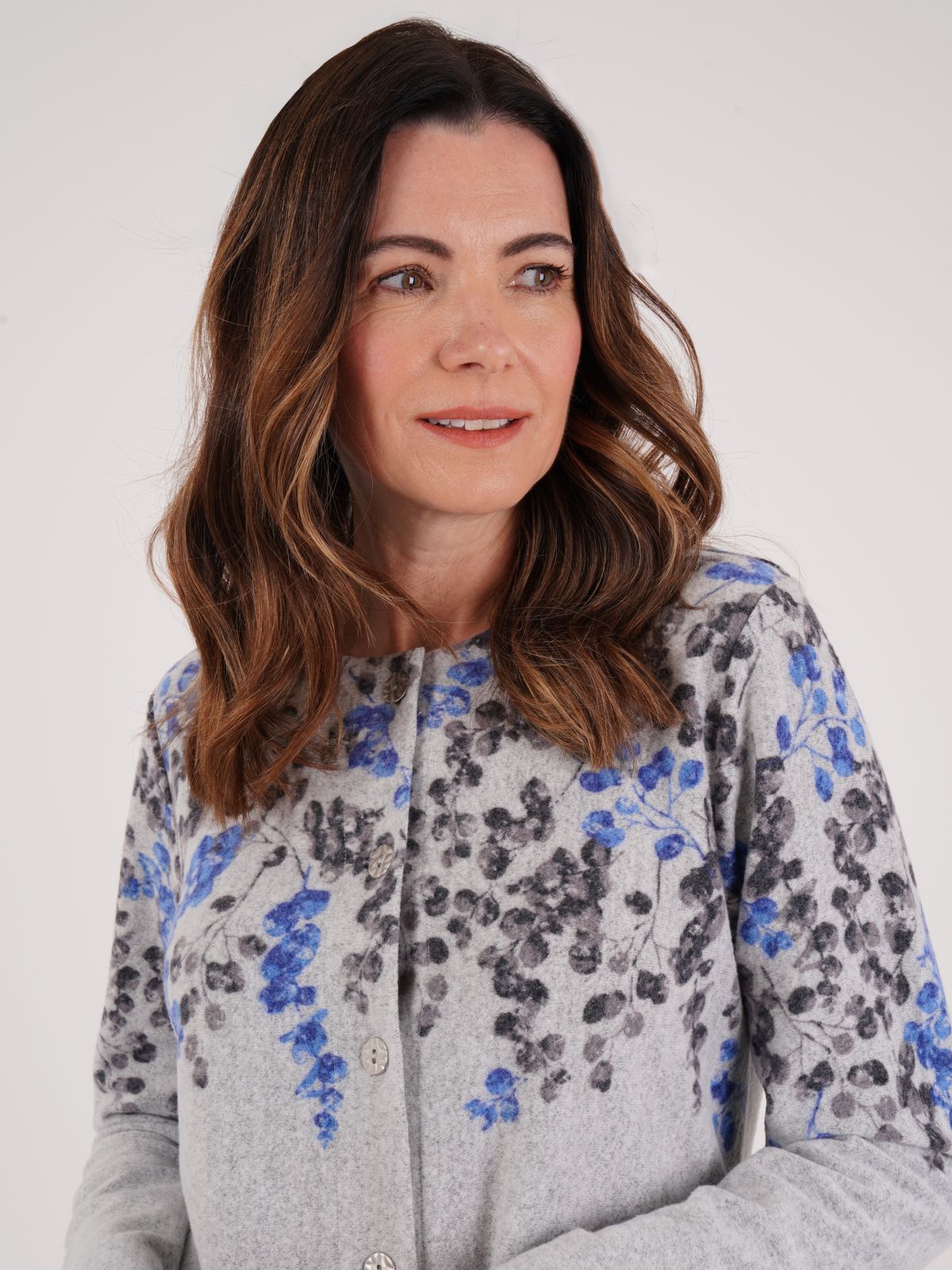 TIGI 22/24 Grey Shoulder Floral Print Cardi - T25-12A