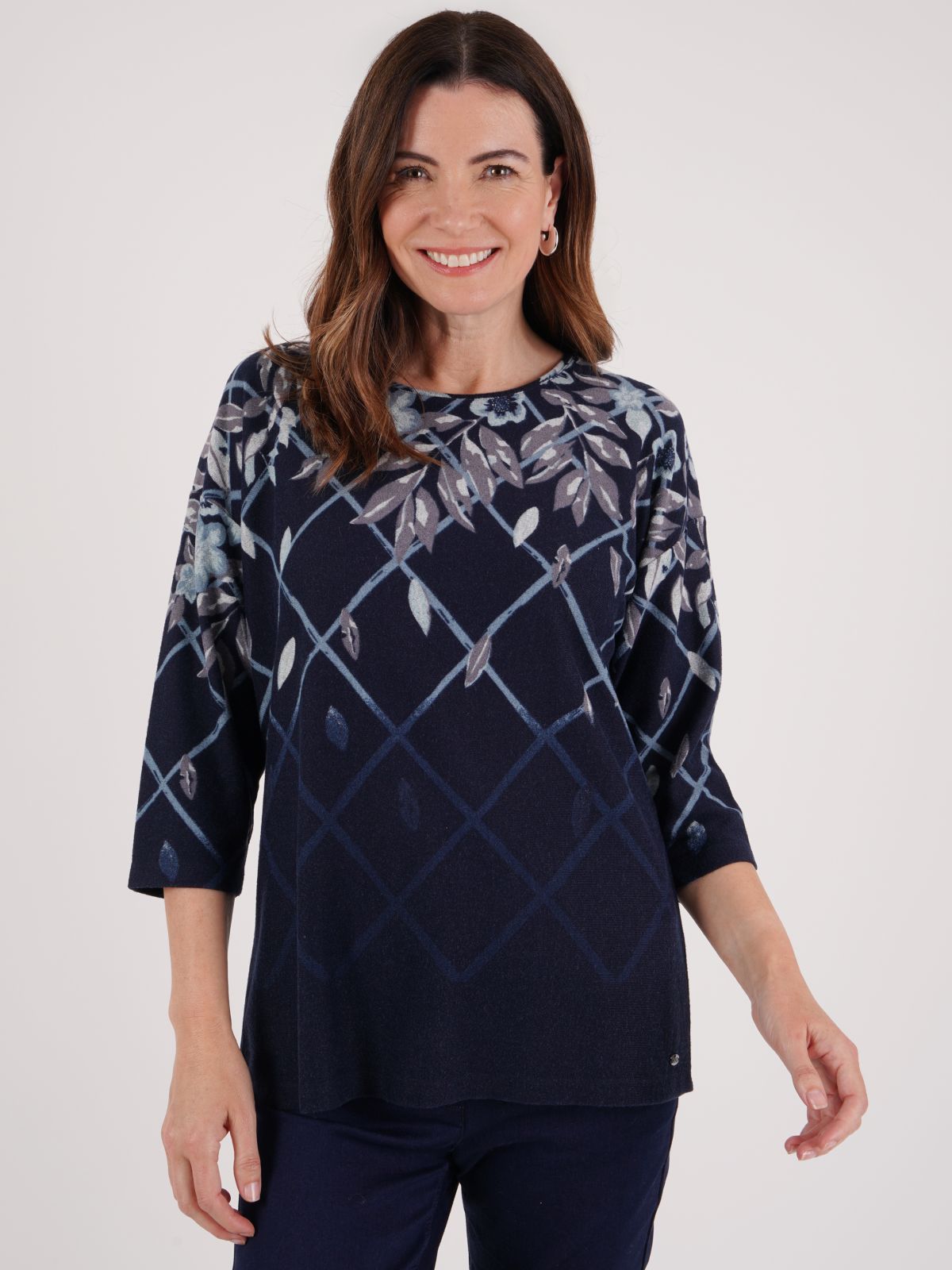 TIGI 14/16 Navy Lattice Flower Print Top - T25-15B