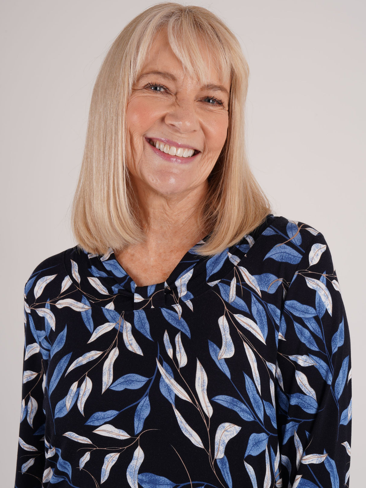 TIGI 18/20 Navy Blue Lily Drape Neck Top - T25-30C