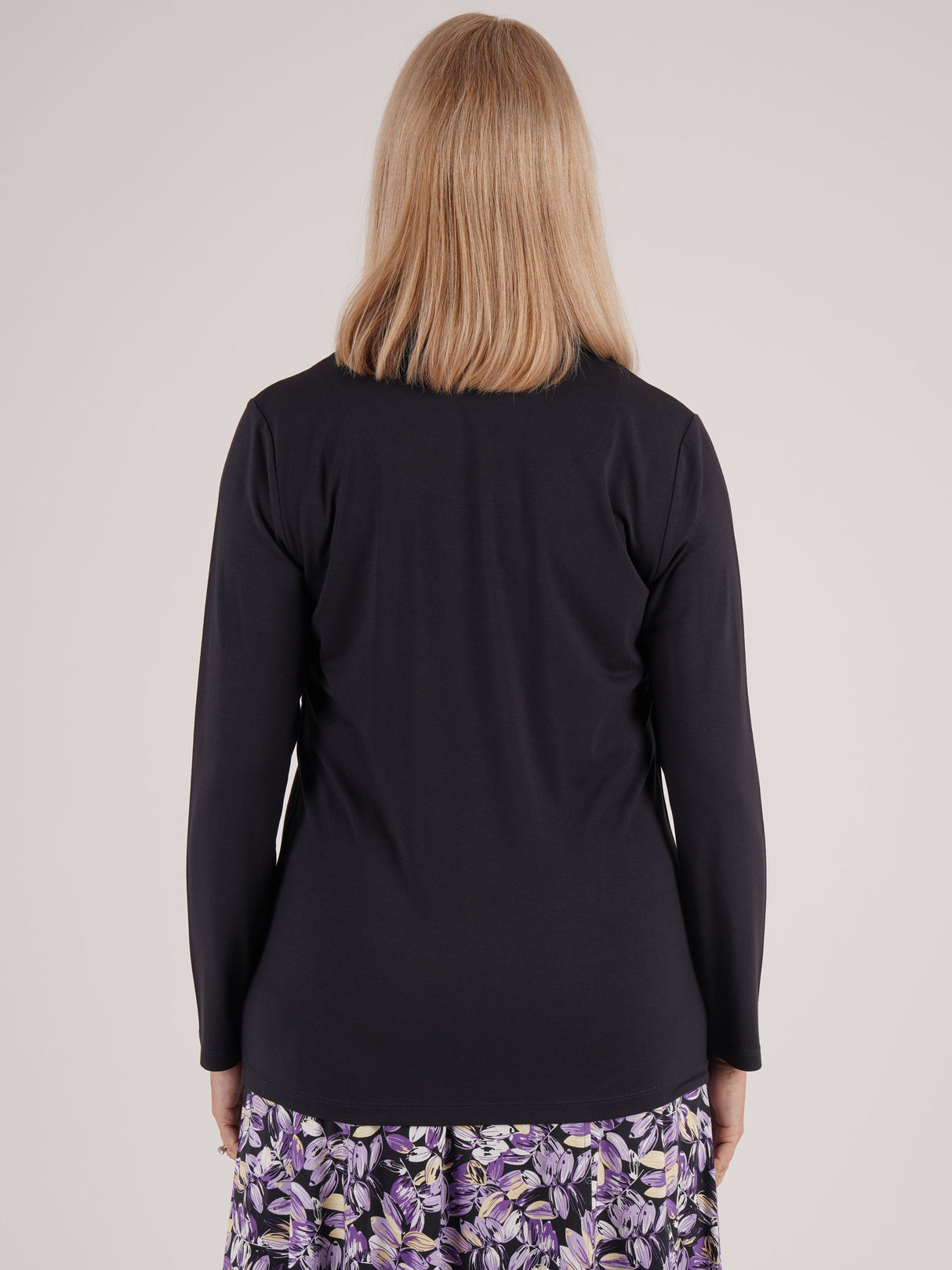 TIGI 18/20 Lilac Tonal Brushstroke Floral Mock Cardigan Top - T25-32D