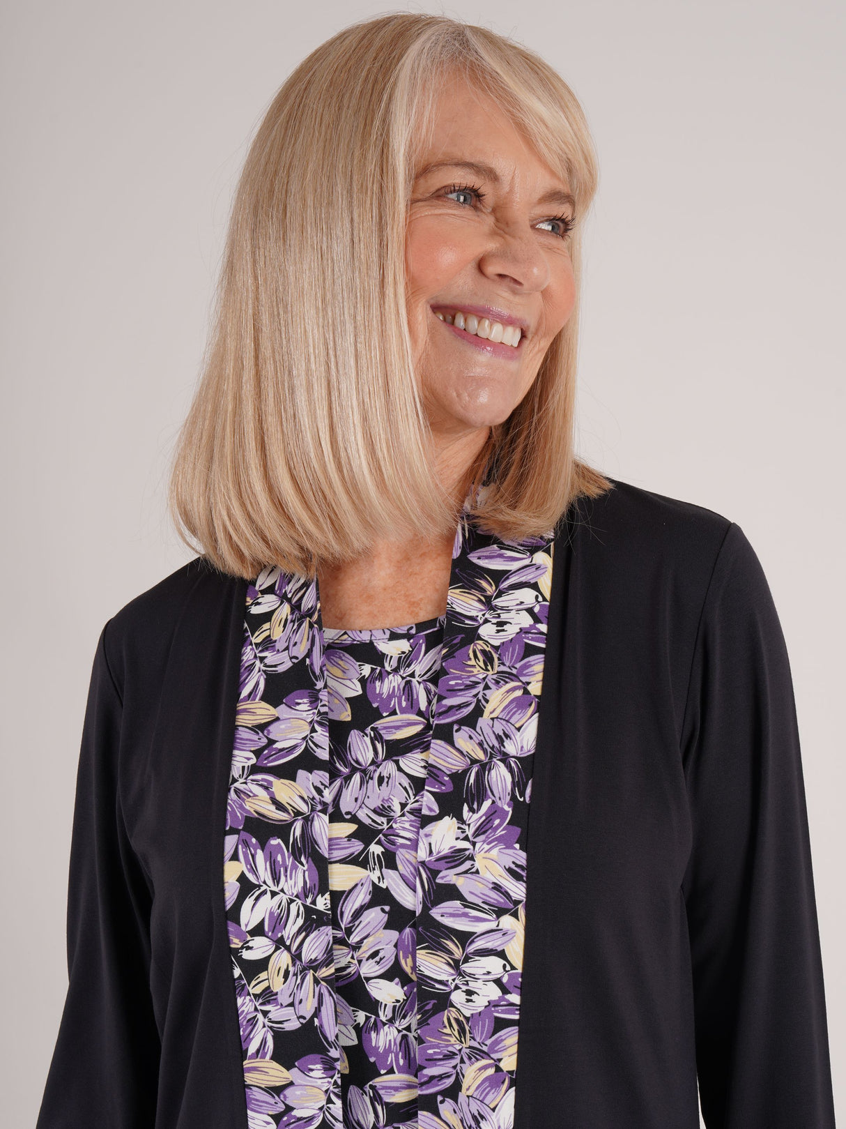 TIGI 10/12 Lilac Tonal Brushstroke Floral Mock Cardigan Top - T25-32D