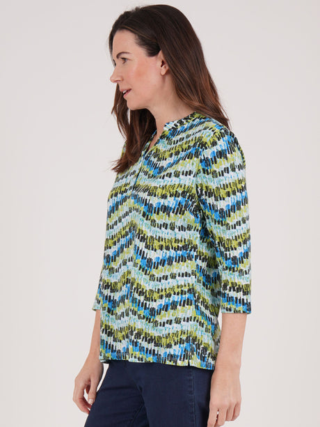 TIGI 14/16 Green Abstract Notch Neckline Top - T25-34A