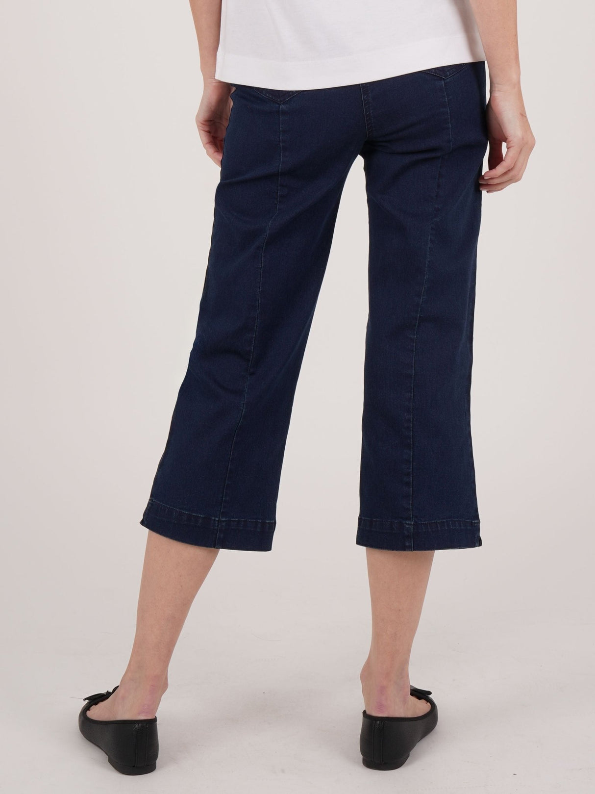 TIGI 10/12 Navy Wide Leg Crop Trouser - T25 - 40E - Old Railway Line Garden Centre