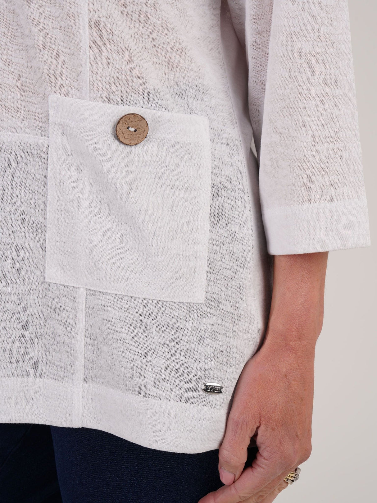 TIGI 10/12 White Patch Pocket 3/4 Length Sleeve Top - T25 - 44B - Old Railway Line Garden Centre