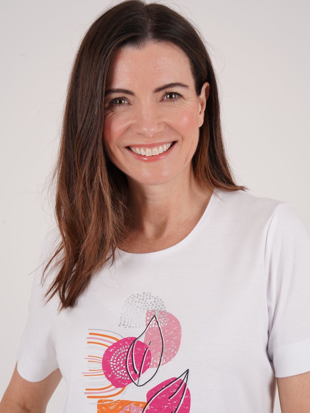 TIGI 14/16 White Modeco Print T-Shirt - T25 - 41D - Old Railway Line Garden Centre