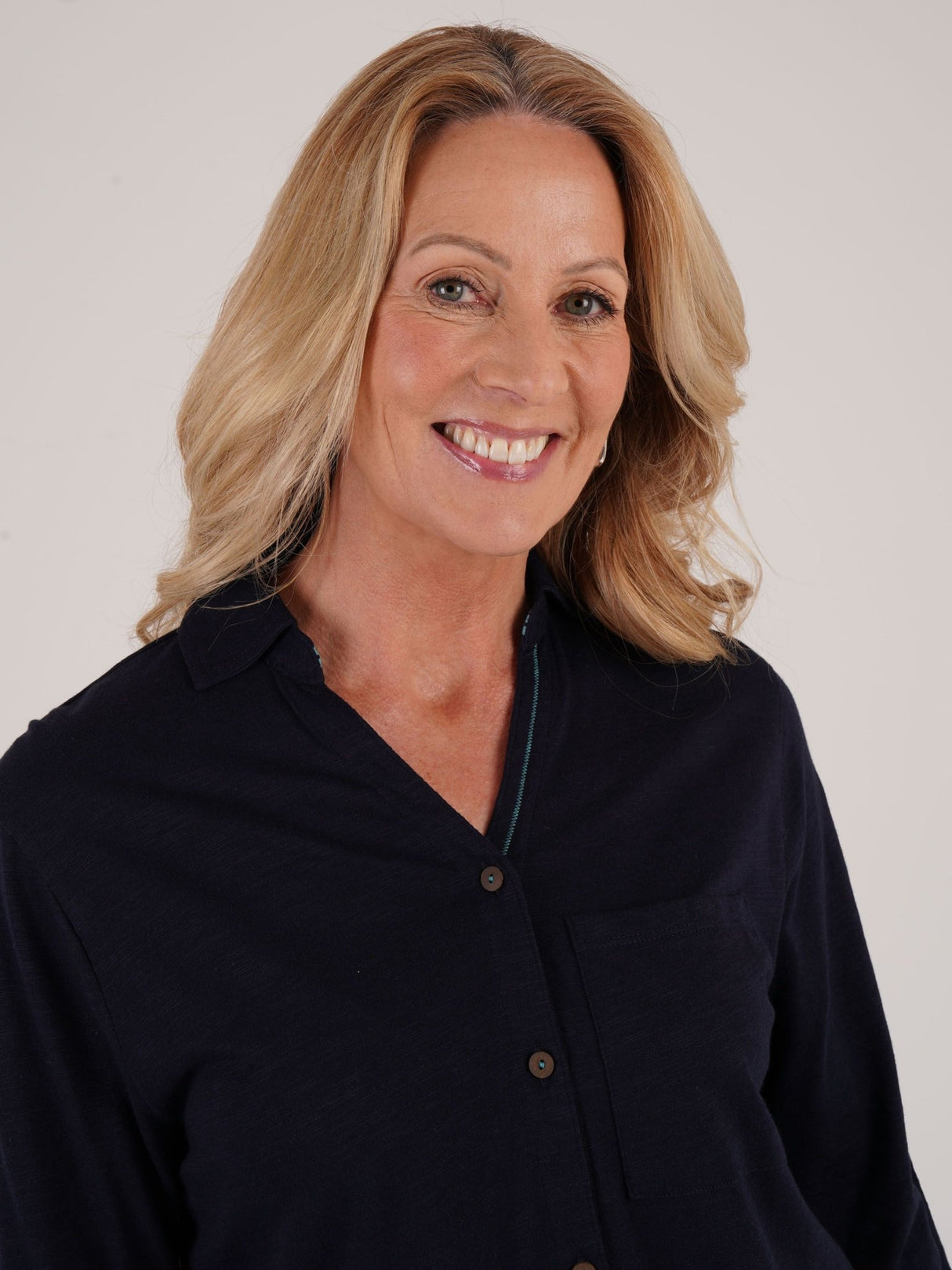 TIGI 18/20 Navy Cotton Modal Shirt - T25 - 39E - Old Railway Line Garden Centre