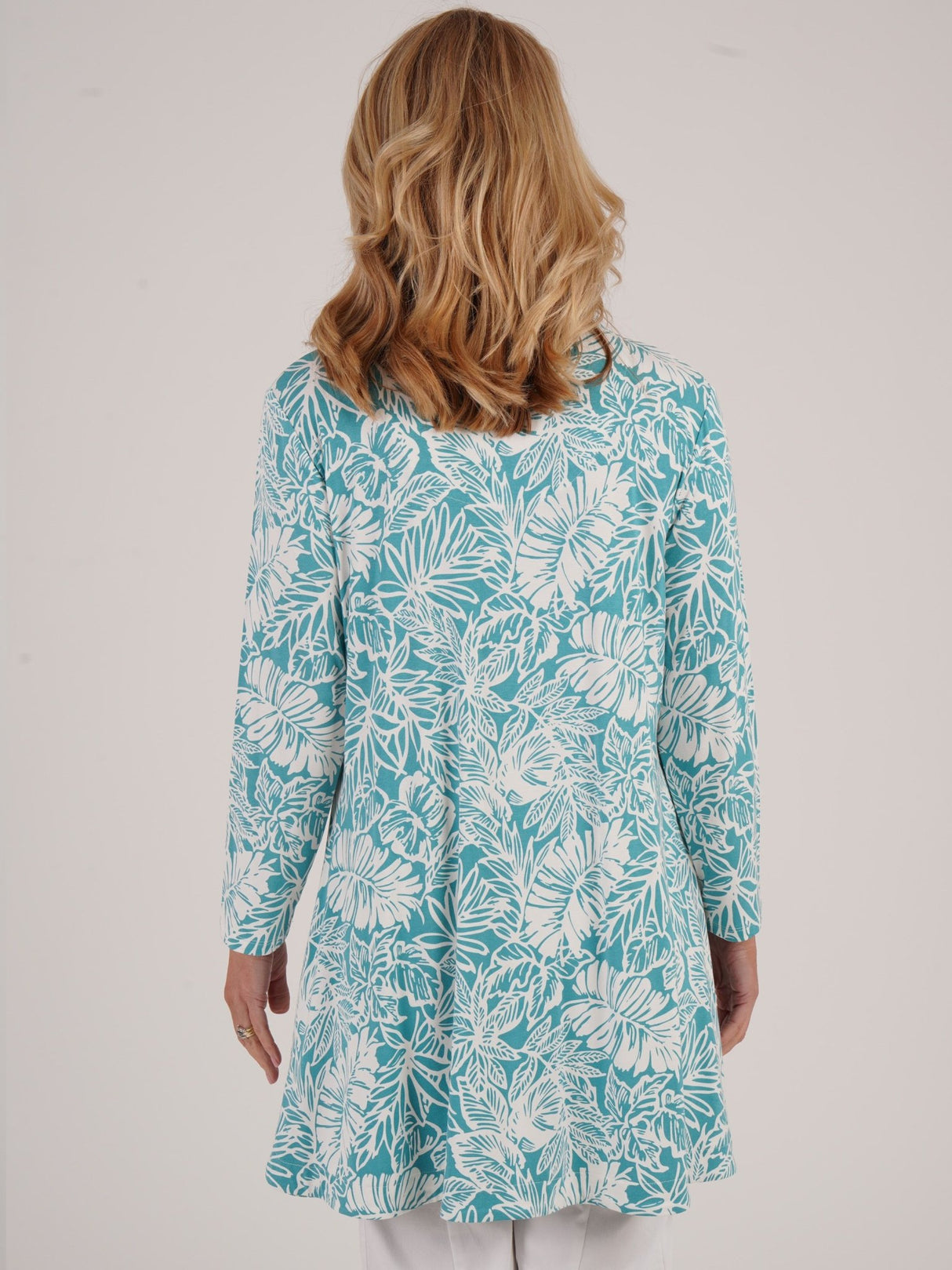 TIGI 18/20 Sea Green Tropical Palm Print Tunic - T25 - 43B - Old Railway Line Garden Centre
