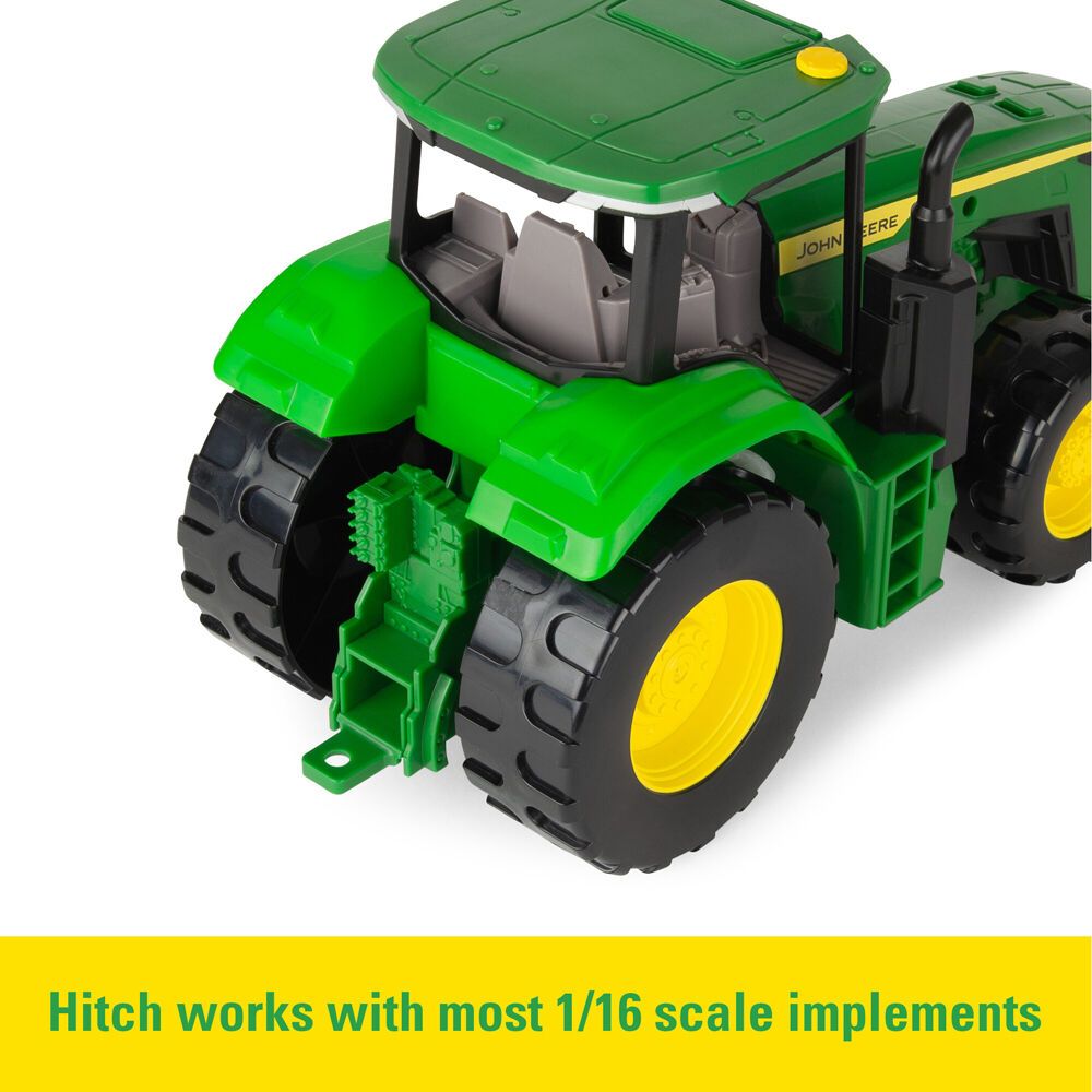 Tomy Light & Sound John Deere Tractor