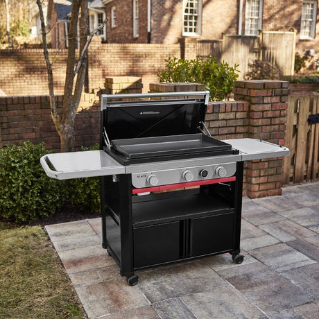 Weber 3-Burner 76cm Slate GPD Premium Griddle Barbecue - 1500542 - Old Railway Line Garden Centre