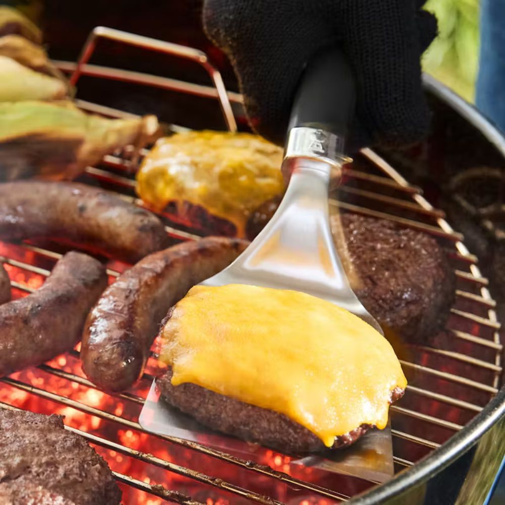 Weber 82cm Bar-B-Kettle Charcoal Barbecue