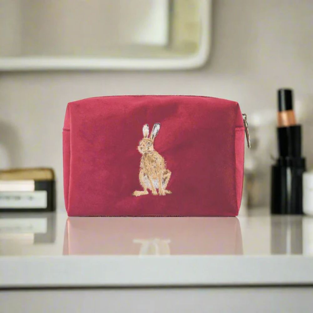 Wrendale 20cm Burgundy Hare Make Up Bag