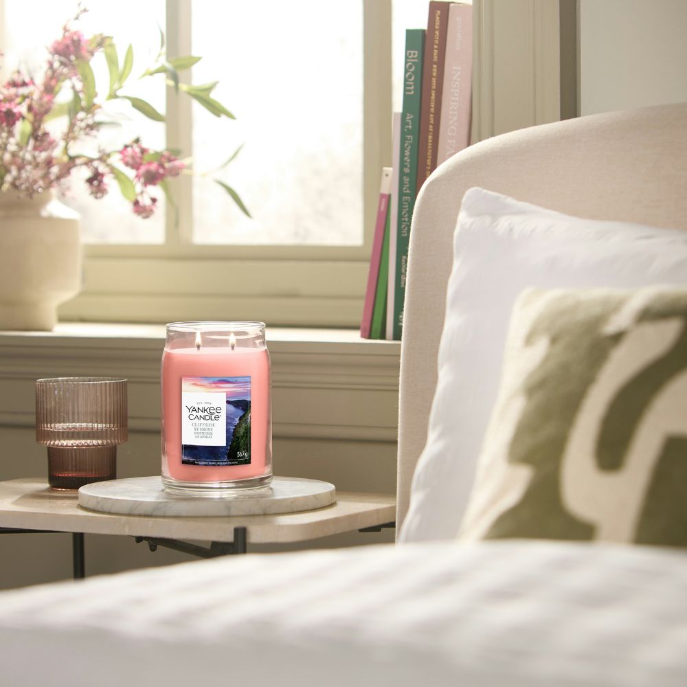Yankee Candle 567g Cliffside Sunrise Candle