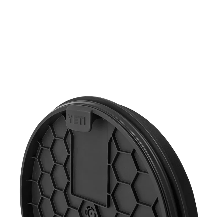 Yeti Black Loadout Bucket Swivel Seat - 70000002661 - Old Railway Line Garden Centre