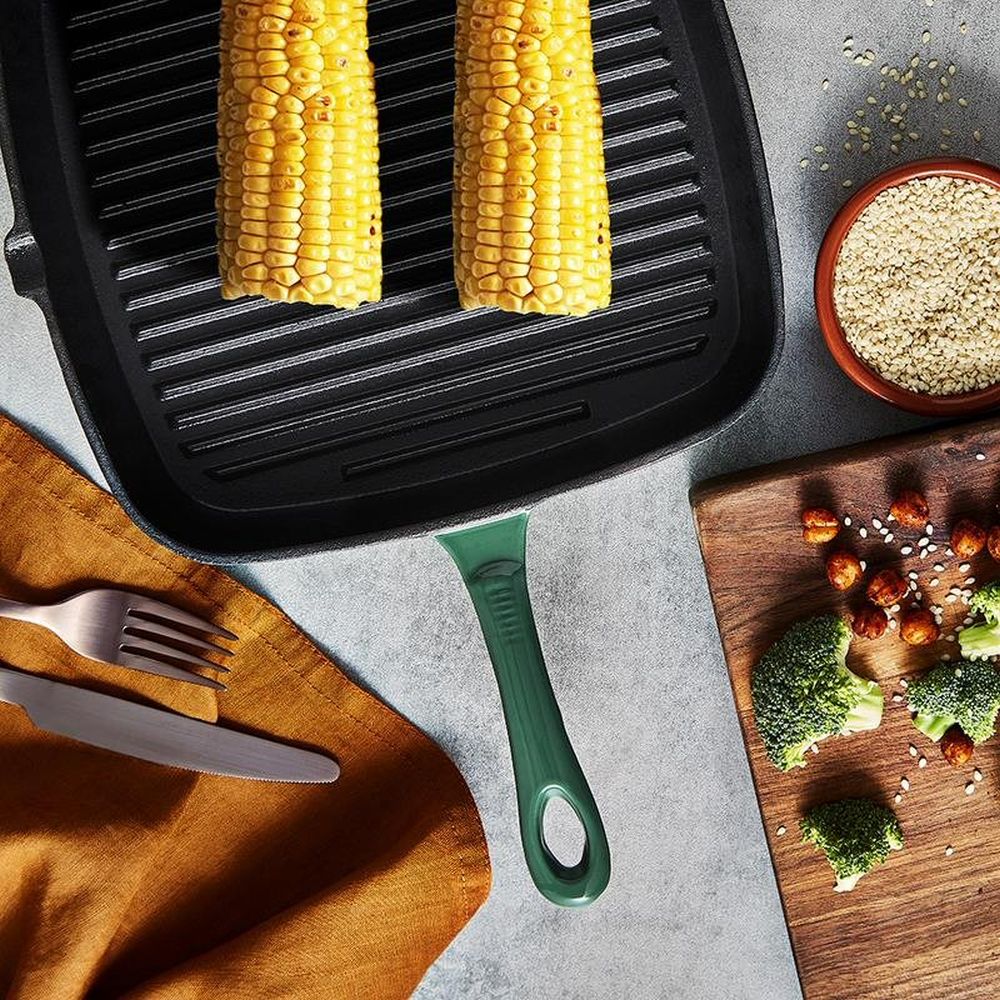 Barbary & Oak Foundry 23cm Verdigris Green Cast Iron Grill Pan - Old Railway Line Garden Centre