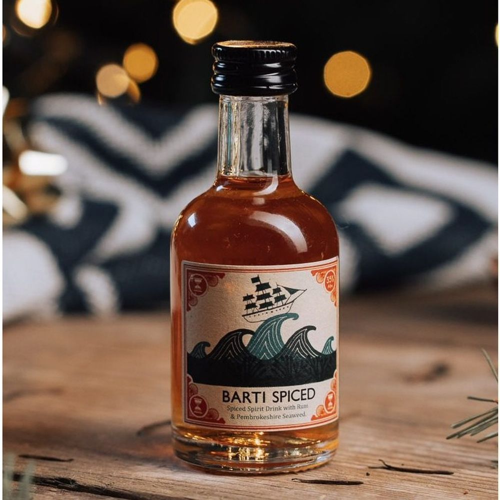 Barti 5cl Spiced Pembroke Seaweed Rum - Old Railway Line Garden Centre