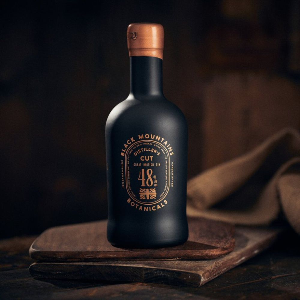 Black Mountains Botanicals 50cl Distillers Cut Gin - Old Railway Line Garden Centre