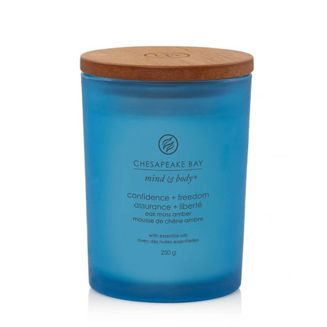 Chesapeake Bay 250g Confidence & Freedom Candle - Old Railway Line Garden Centre