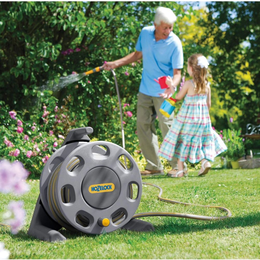 Hozelock Free Standing Empty Hose Reel (30m Capacity) - Old Railway Line Garden Centre