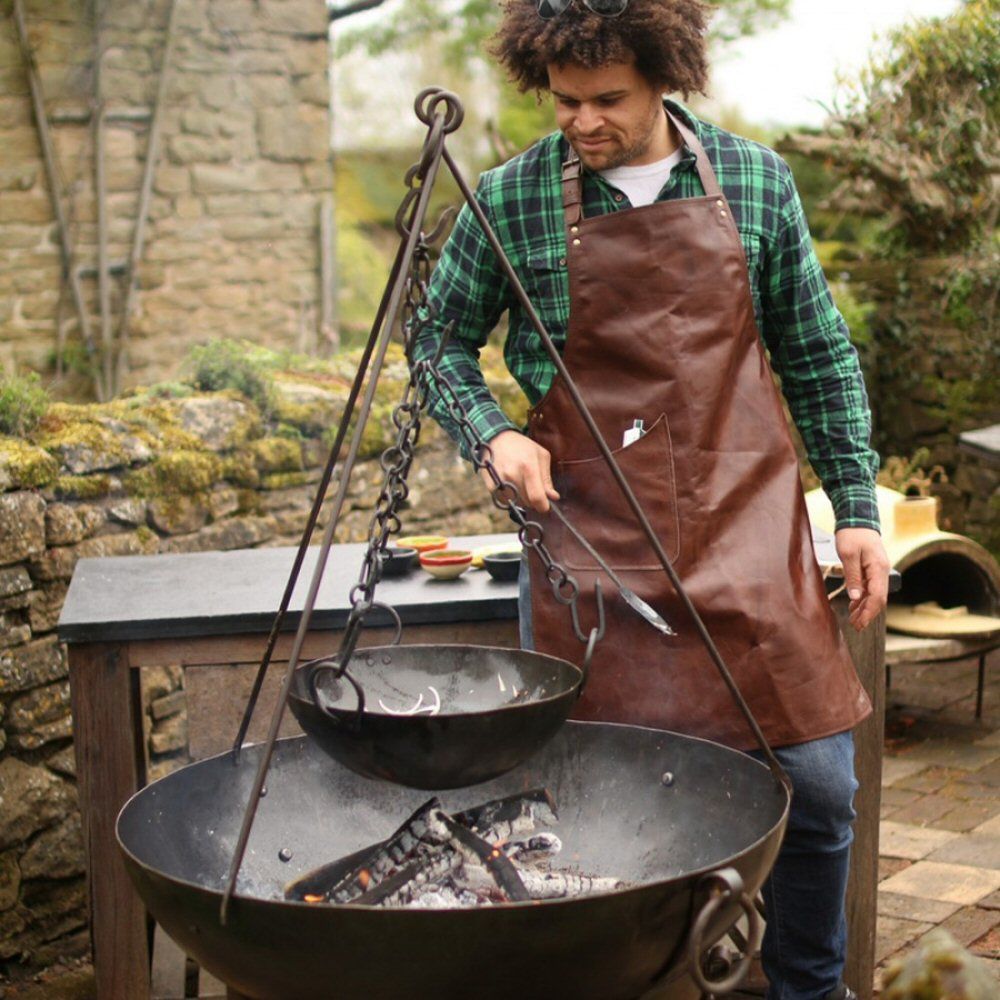 Kadai 75cm Cooking Tripod with Chain - Old Railway Line Garden Centre