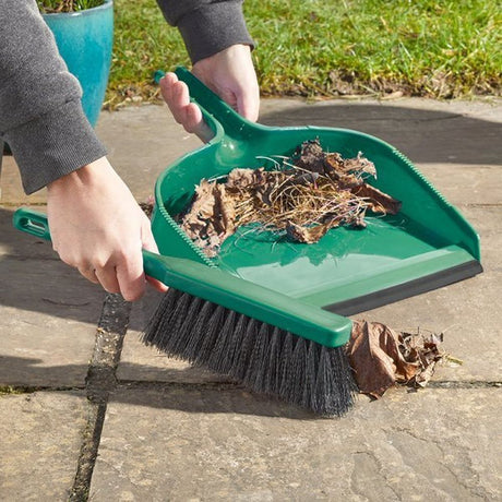 Smart Garden Useful Yard Pan & Brush - Old Railway Line Garden Centre