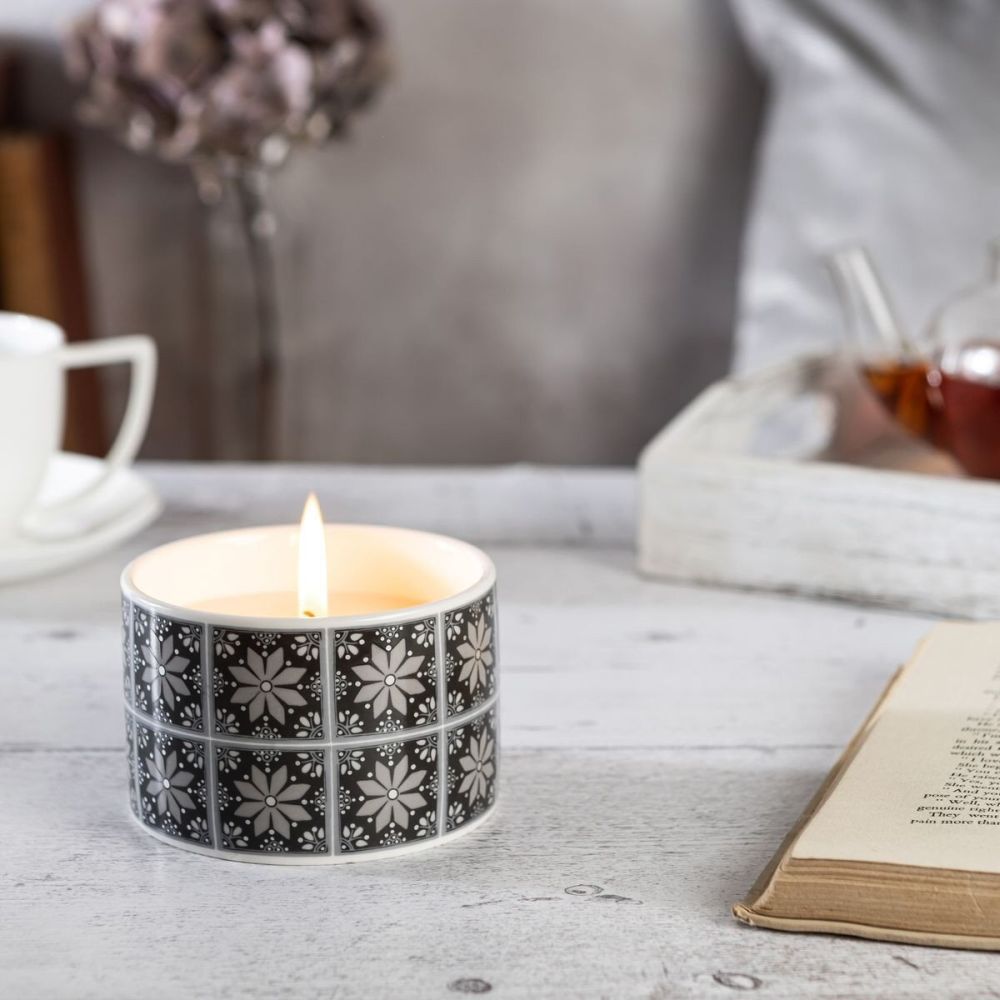 Wax Lyrical Silver Needle Tea Fragranced Medium Candle - Old Railway Line Garden Centre