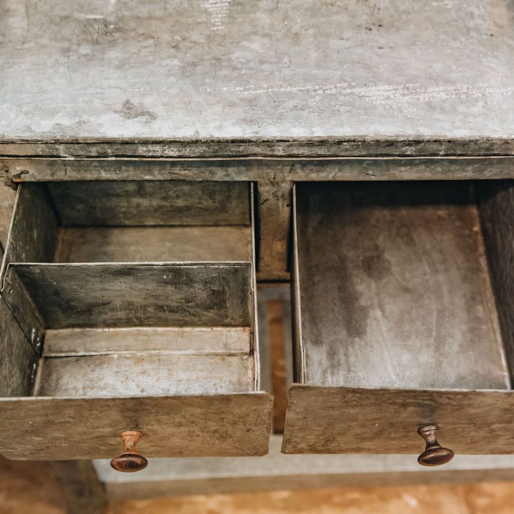 Wilstone 102cm Galvanised Steel Garden Potting Table - Old Railway Line Garden Centre