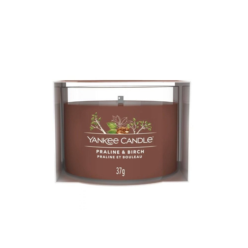 Yankee Candle 37g Praline & Birch Signature Single Votive - Old Railway Line Garden Centre